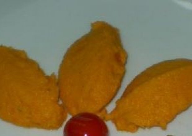 Fotografia przedstawiająca Piure z marchewki