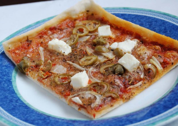 Fotografia przedstawiająca Pizza a la Grecja