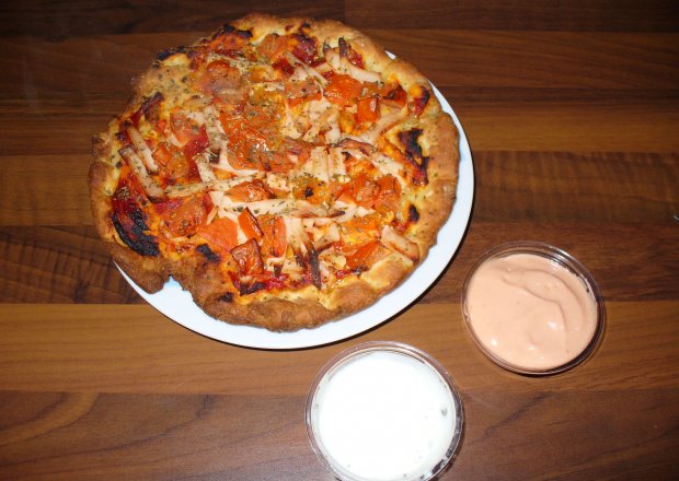 Fotografia przedstawiająca pizza bez sera KM