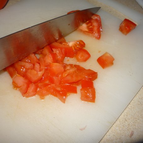 Krok 3 - Pizza bogata w dodatki foto