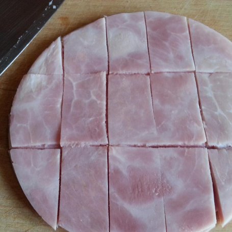 Krok 5 - Pizza Calzone z szynką i pieczarkami foto
