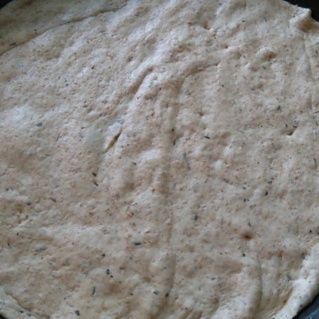 Krok 3 - Pizza capriciosa z gorgonzolą foto