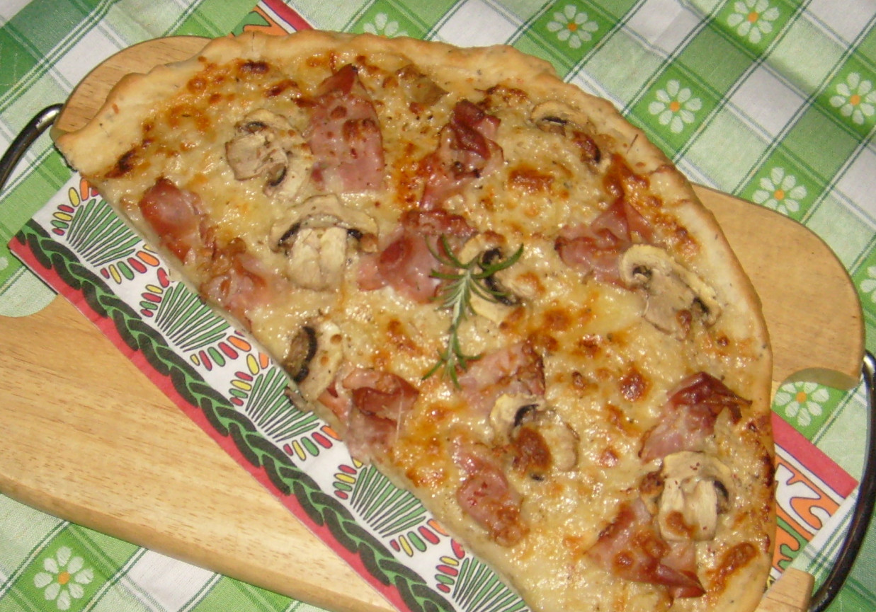 PIZZA CARBONARA foto