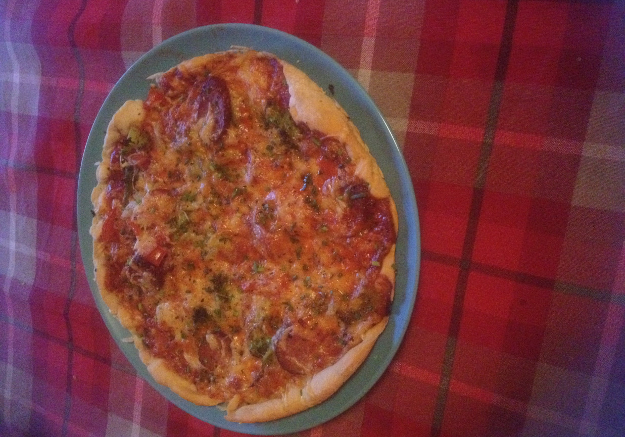 Pizza chłopska foto