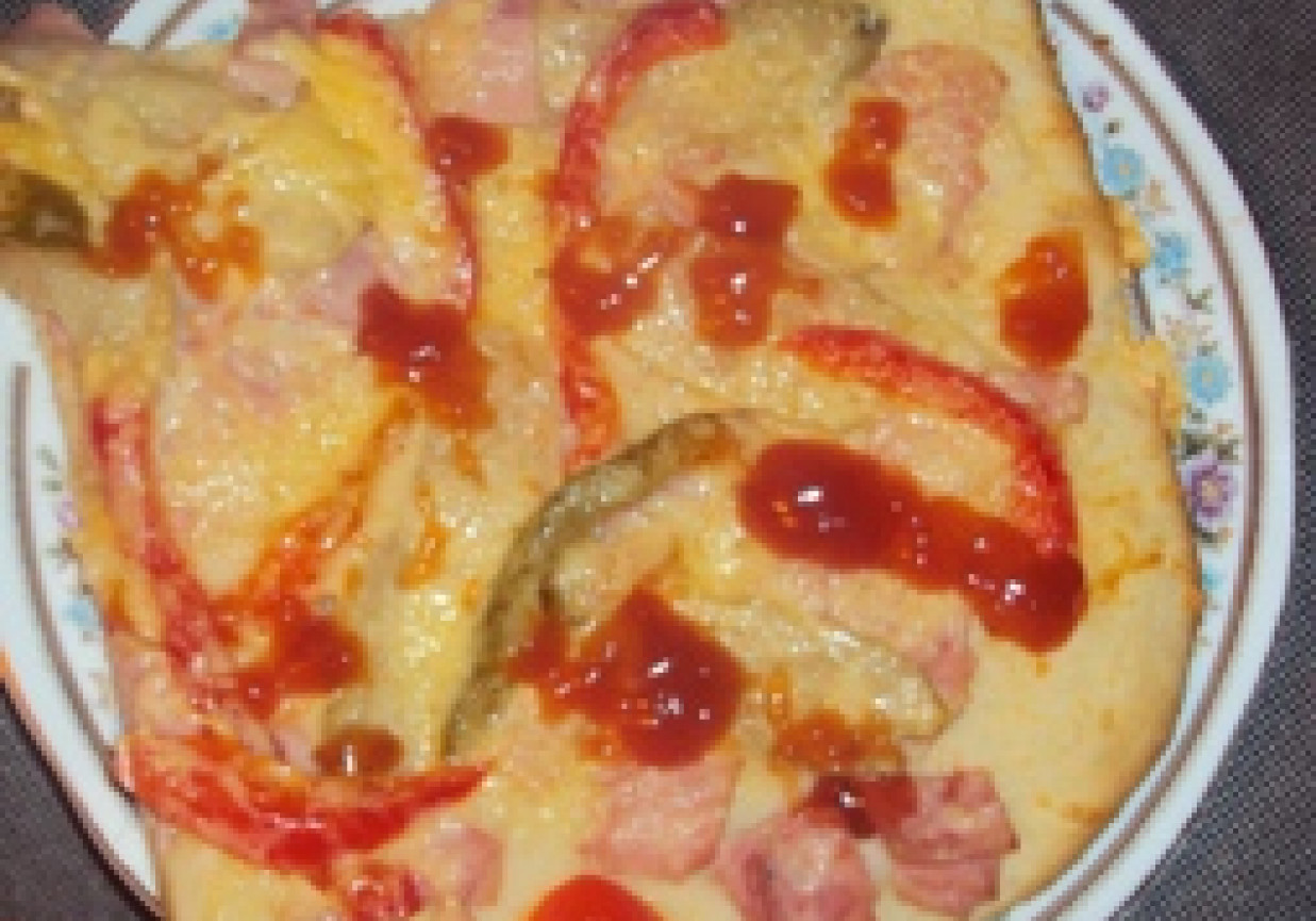 pizza domowa foto