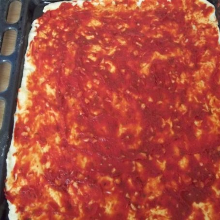 Krok 4 - Pizza domowa foto