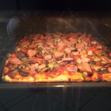 Krok 6 - Pizza domowa foto