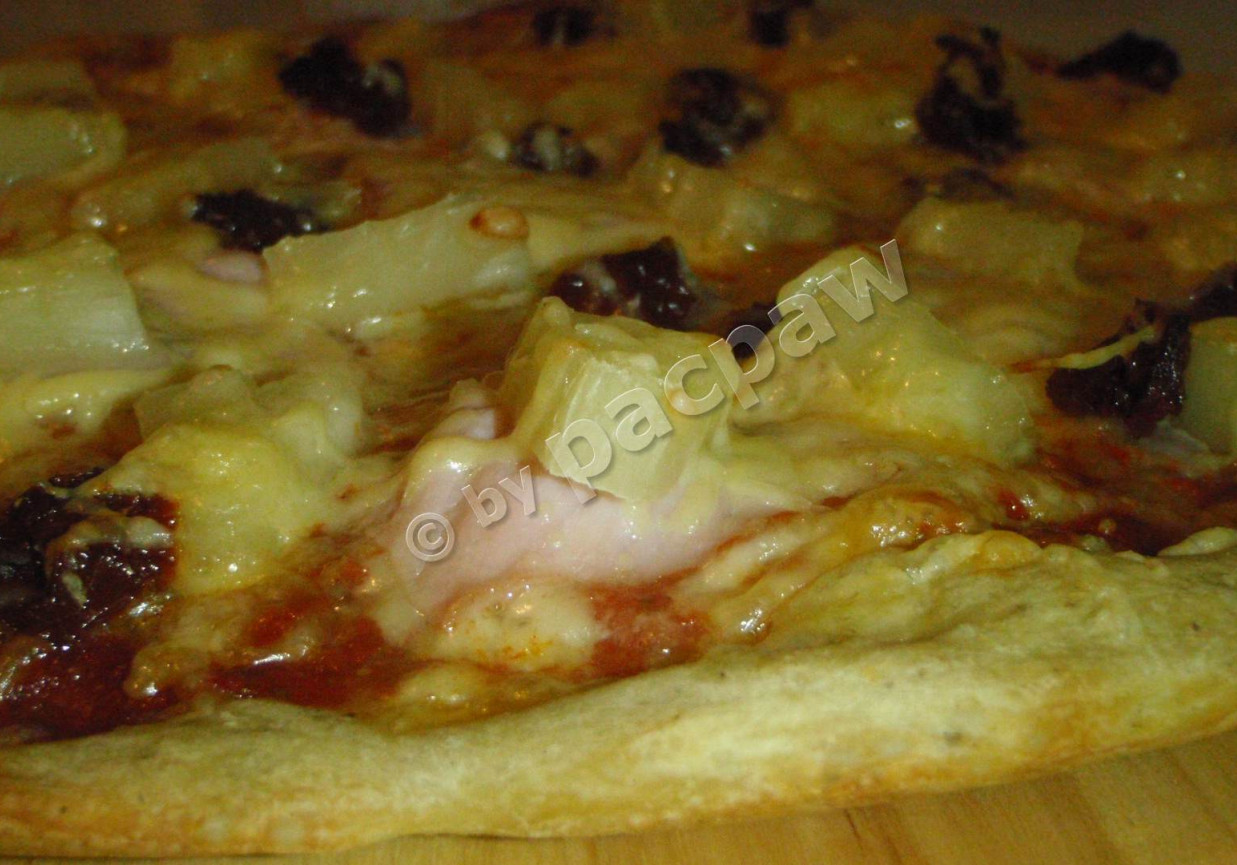 Pizza hawajska podwójnie serowa foto