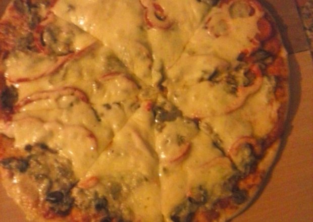 Fotografia przedstawiająca Pizza na dietetycznym spodzie