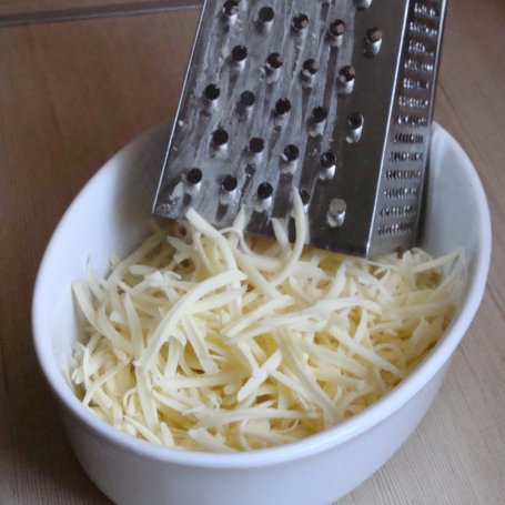 Krok 4 - Pizza na ziemniaczanym spodzie foto