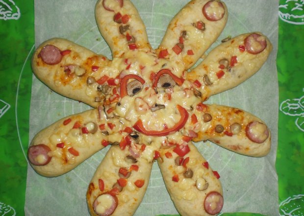 Fotografia przedstawiająca Pizza ośmiorniczka