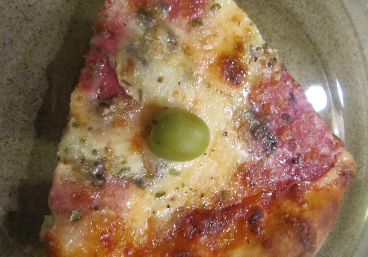 Pizza pepperoni foto