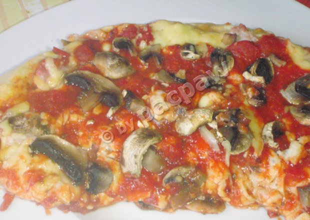 Fotografia przedstawiająca Pizza piętrowa