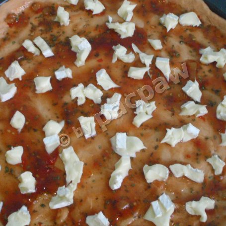 Krok 4 - Pizza pomidorowa leśna z wstawką śródziemnomorską foto