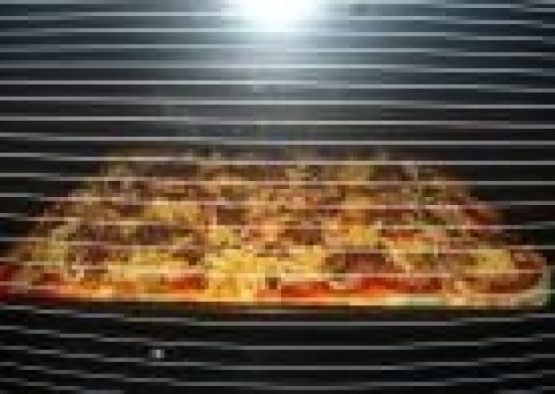 Fotografia przedstawiająca Pizza wegetariańska