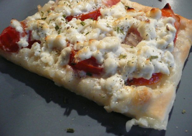 Fotografia przedstawiająca Pizza z białym serem wg Elfi