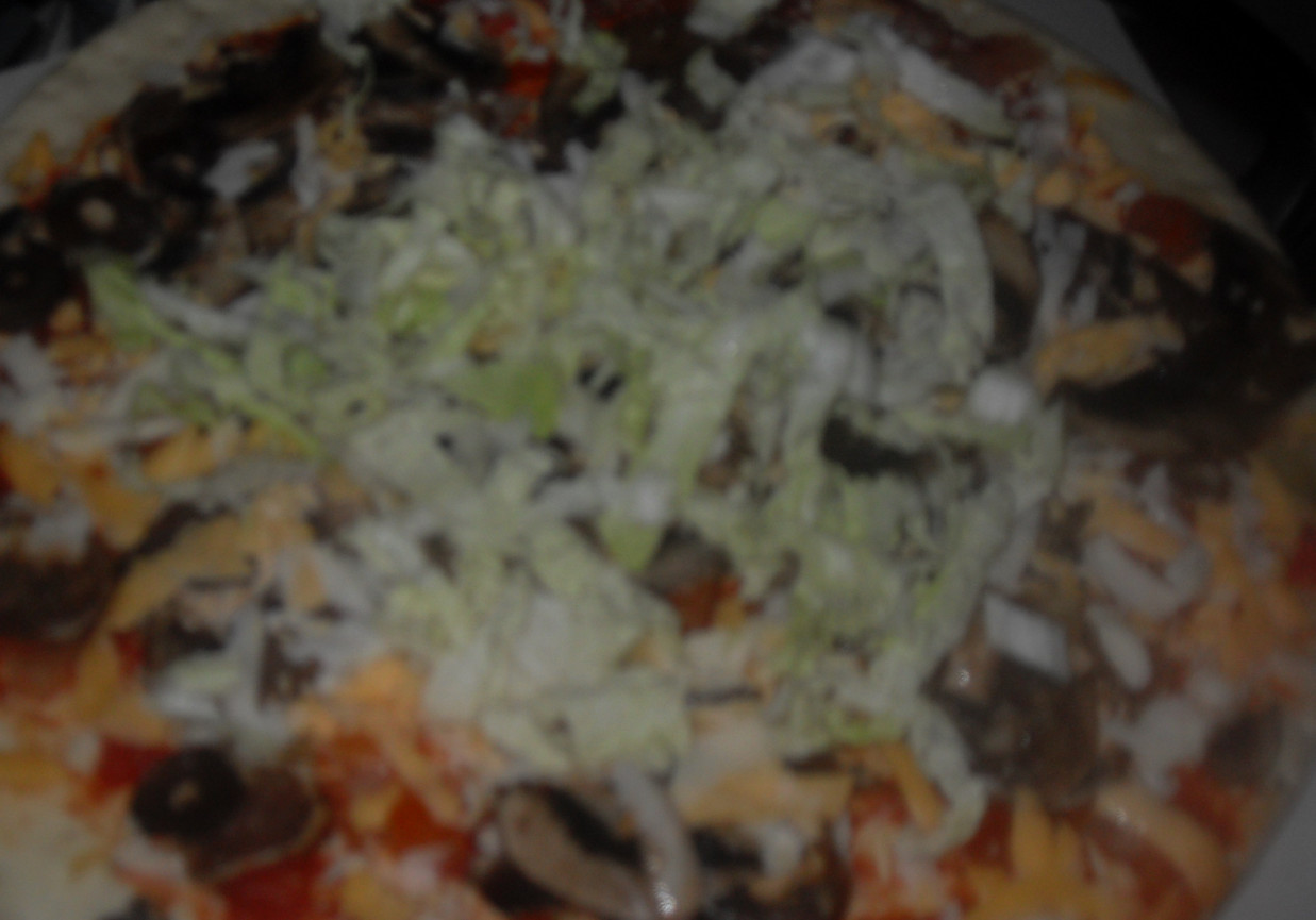 Pizza z białym serem foto