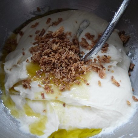 Krok 2 - Pizza z boczniakami i fasolką foto