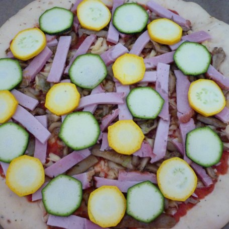 Krok 7 - Pizza z boczniakami foto