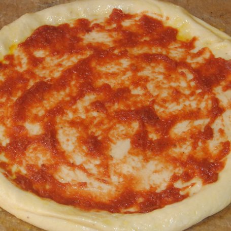 Krok 5 - Pizza z filetem drobiowym foto