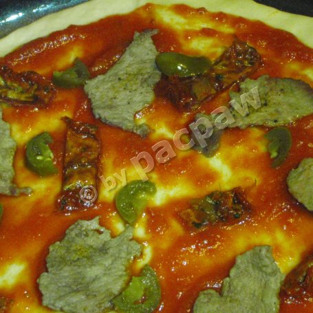 Krok 5 - Pizza z grillowaną dziczyzną foto