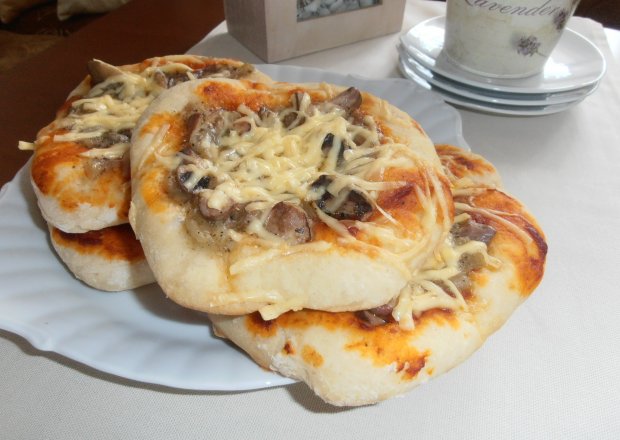Fotografia przedstawiająca Pizza z grzybami leśnymi wg milutkiej