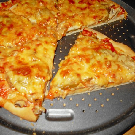 Krok 5 - Pizza z kurczakiem i mozzarellą foto