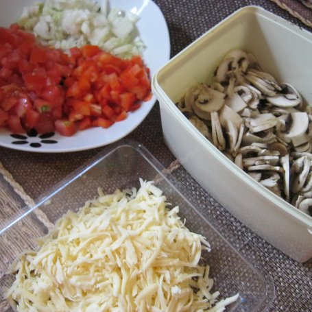 Krok 2 - Pizza z mielonym mięsem foto