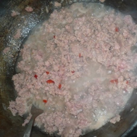 Krok 2 - PIZZA z mięsem mielonym foto