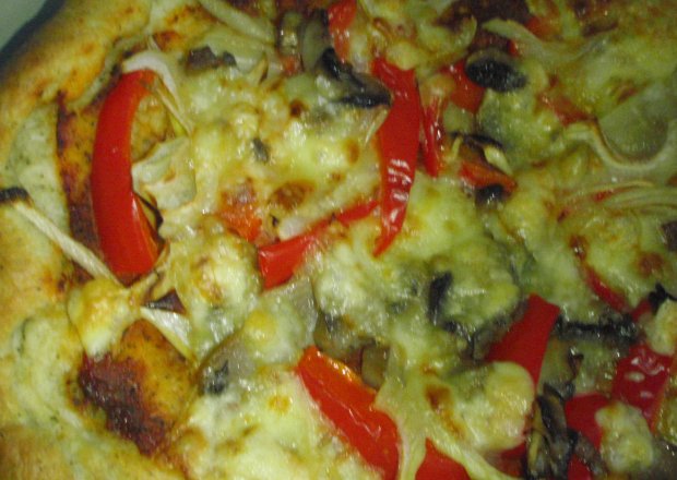 Fotografia przedstawiająca Pizza z patelni