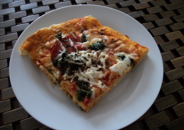 Fotografia przedstawiająca Pizza z szynką i kozim serem wg Zub3r'a