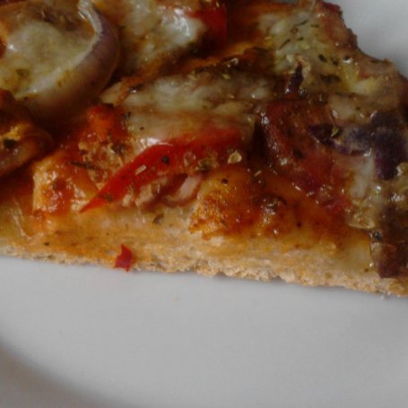 Krok 5 - Pizza z szynką i mozzarellą Zub3r'a foto