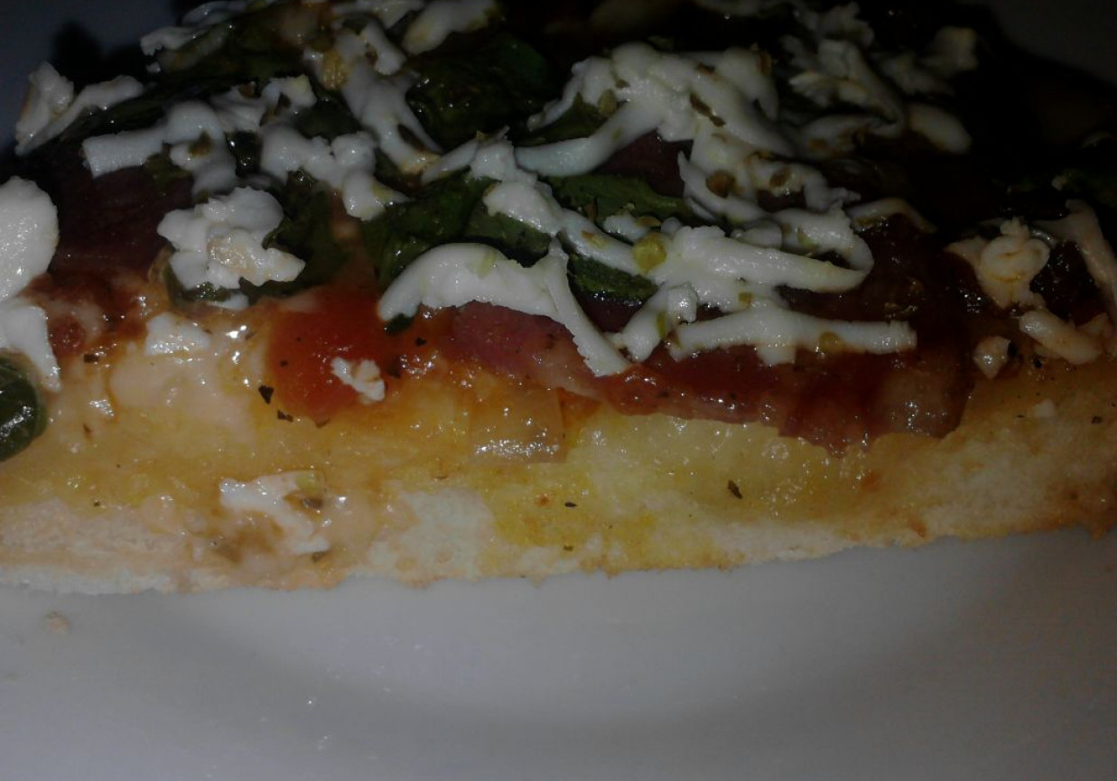 Pizza ze spinatą i fetą Zub3r'a foto