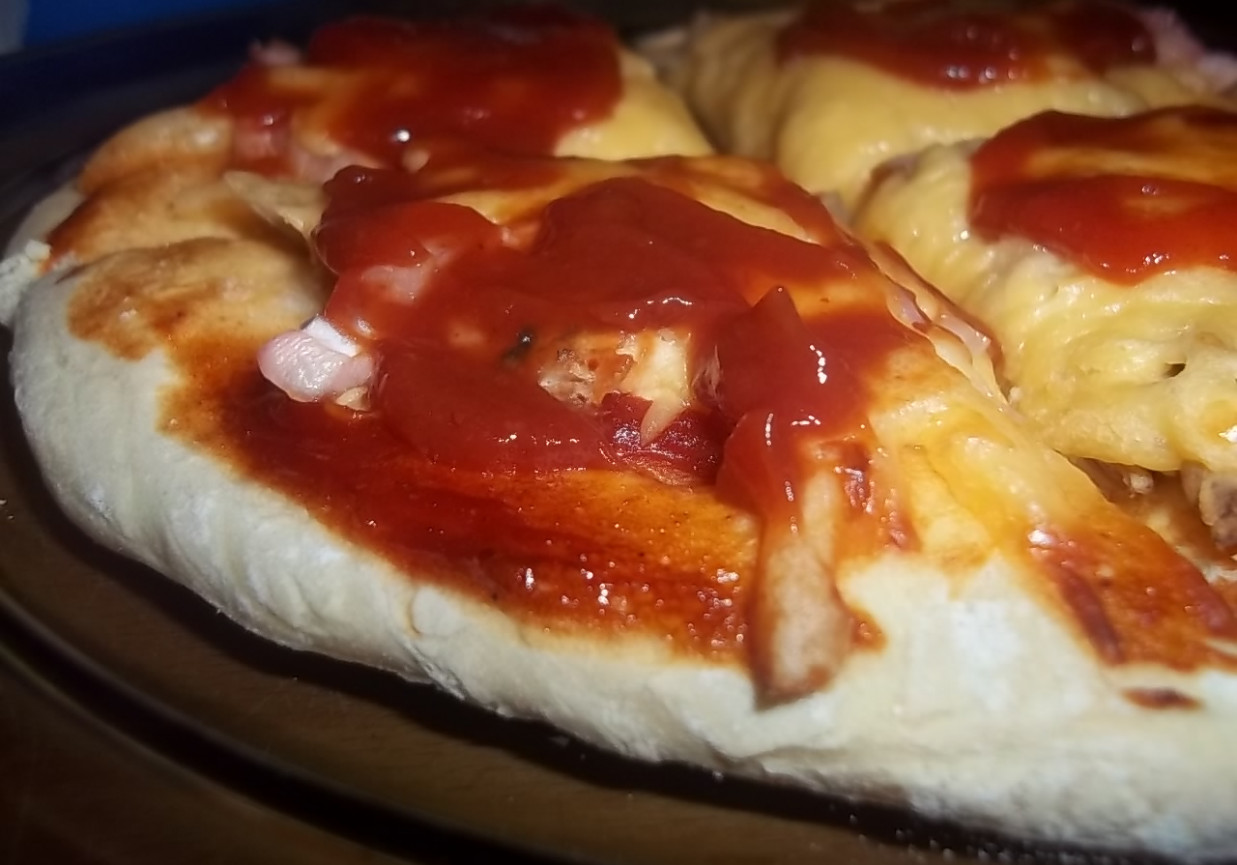 Pizzerinki z kurczakiem foto