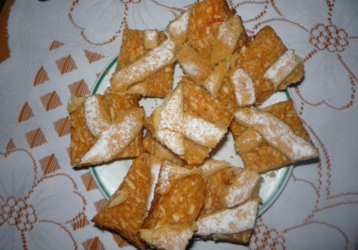 Placek z jabłkami i gruszkami foto