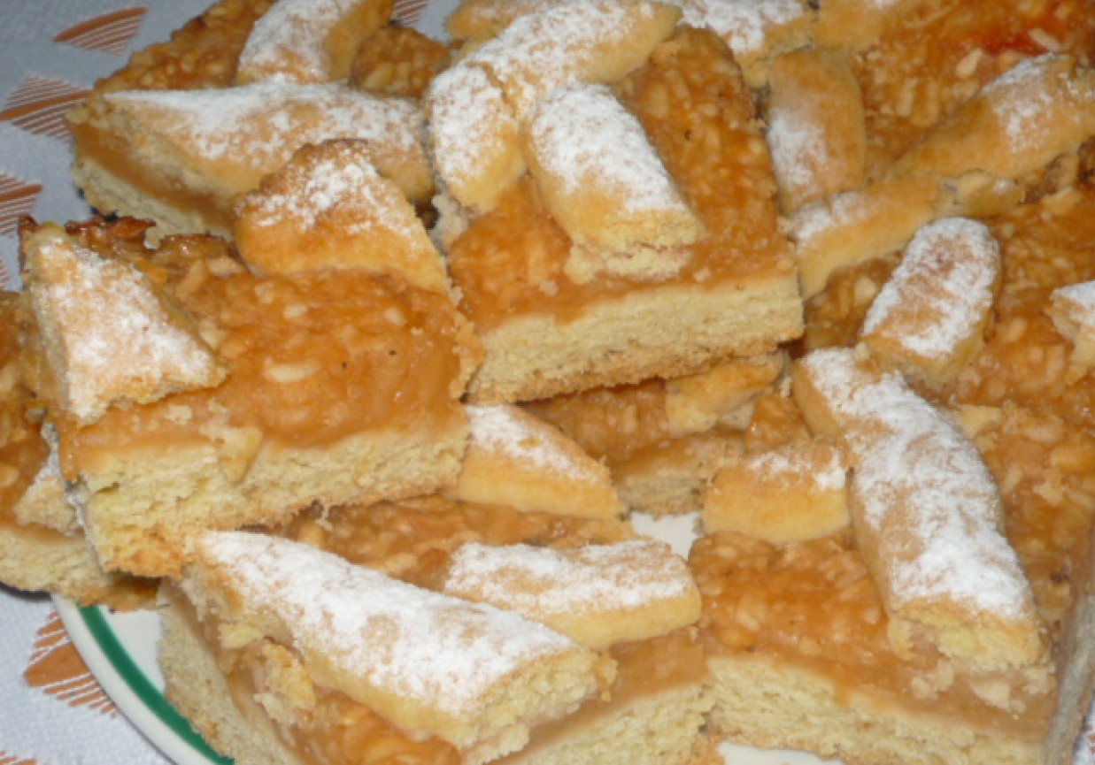 Placek z jabłkami i gruszkami foto