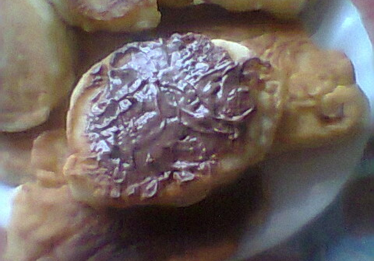 Placki mączne z kremem czekoladowo-orzechowym. foto