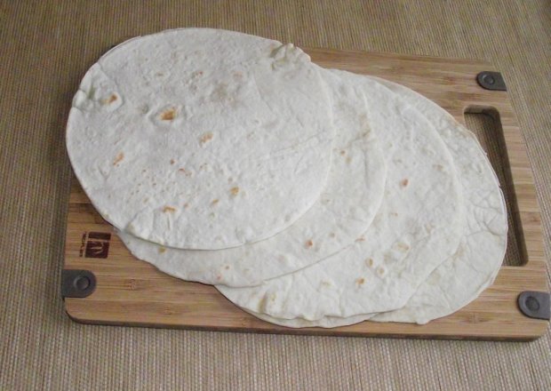 Fotografia przedstawiająca Placki tortilli - na mleku