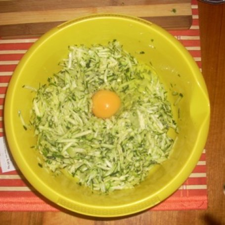 Krok 2 - placki z cukinii foto