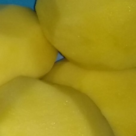 Krok 1 - Placki ziemniaczane z kaszą manną, polane miodem foto