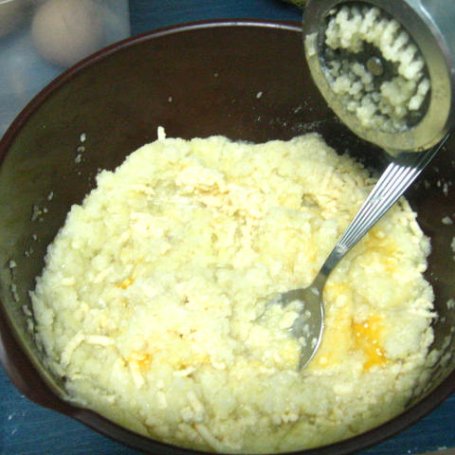 Krok 1 - Placki ziemniaczane ze szpinakiem i serem żółtym foto