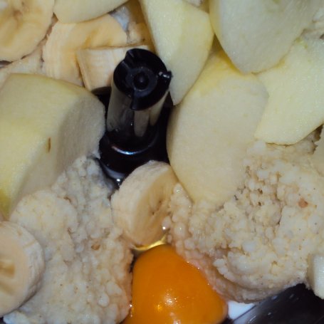 Krok 2 - Placuszki jaglane z jabłkiem i bananem foto