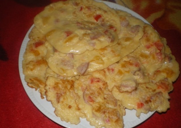 Fotografia przedstawiająca Placuszki pizzowe z patelni