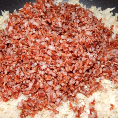 Krok 4 - Placuszki z kalafiora i czerwonego ryżu foto