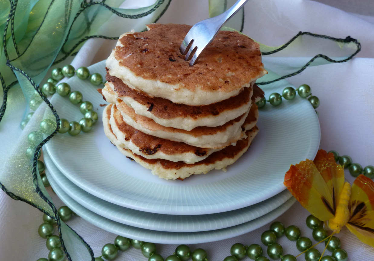 Placuszki z serka wiejskiego z jabłkiem, cynamonem i kardamonem