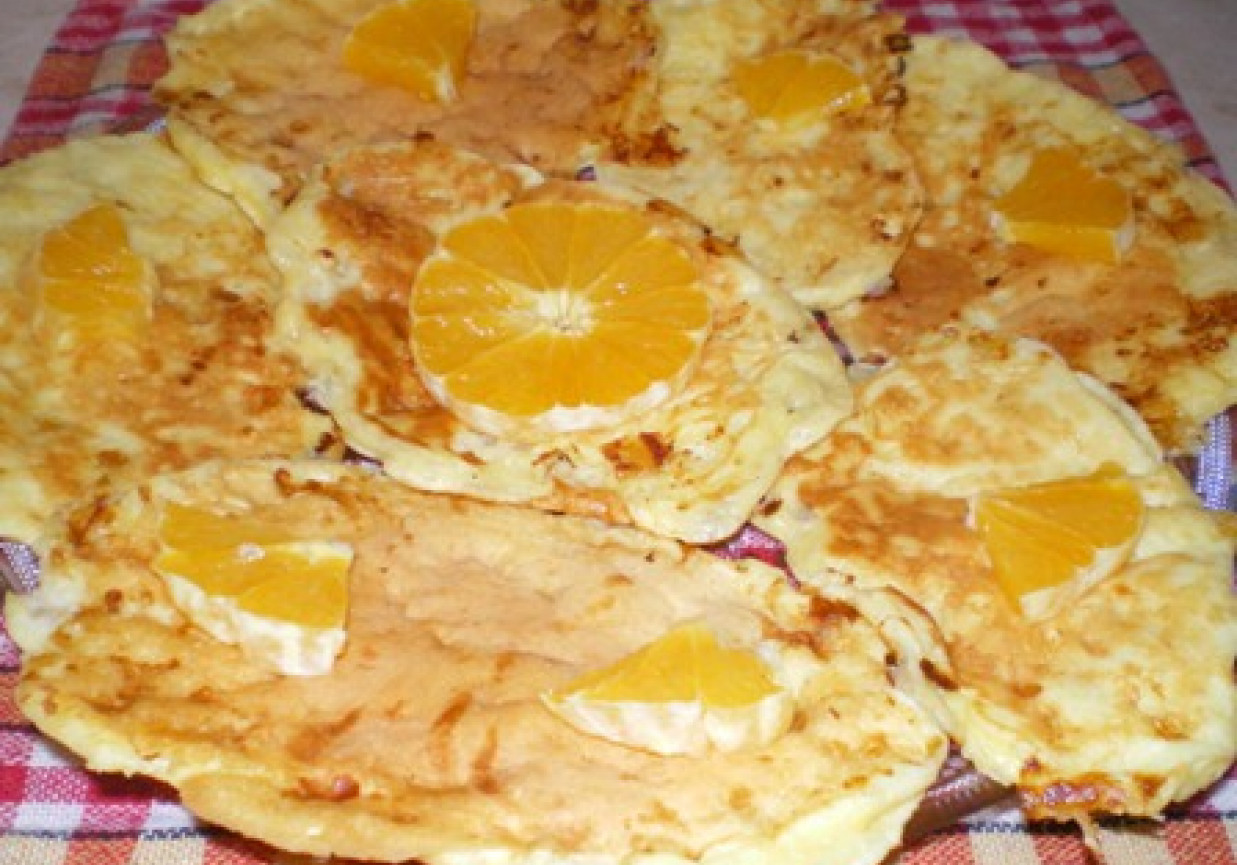 Placuszki z serka wiejskiego z pomarańczami foto
