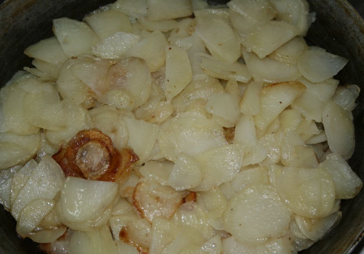 Plasterki ziemniaka smażone na smalcu foto