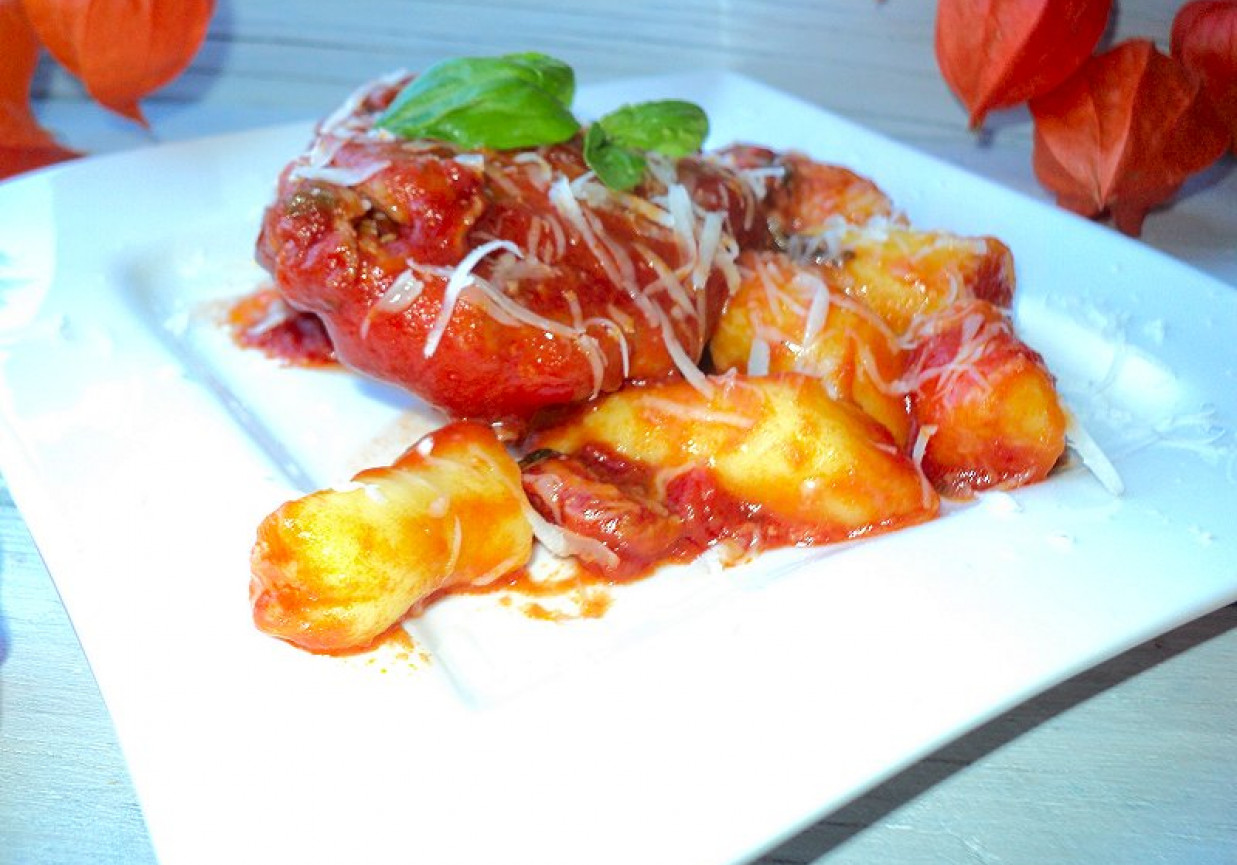 Podudzia w sosie pomidorowym  z winem foto