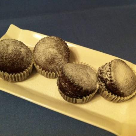 Krok 6 - Podwójnie czekoladowe nadziewane muffiny foto
