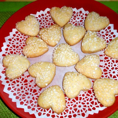 Krok 5 - Podwójnie słodkie ciasteczka serduszka z cukrem perlistym foto